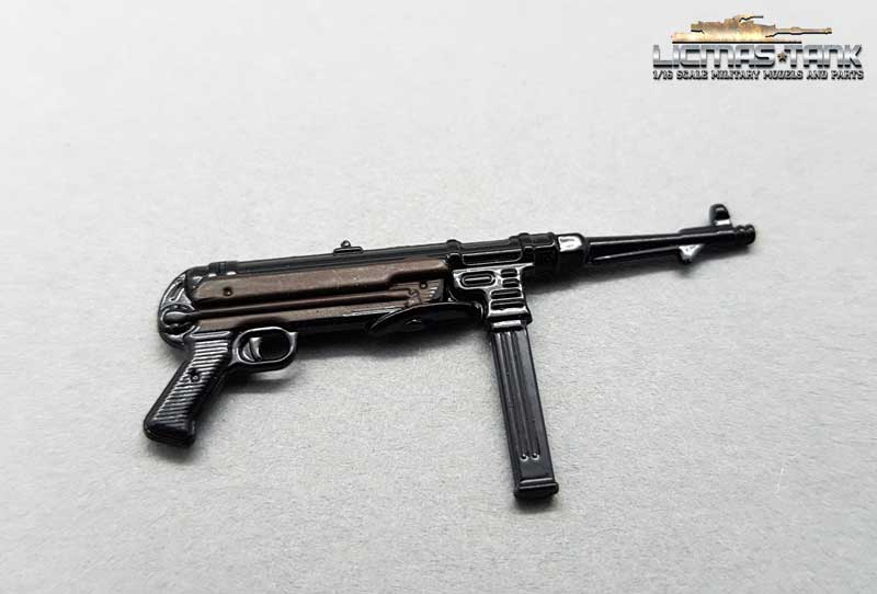 MP40 Metall Maschinenpistole Modellbau lackiert licmas-tank W1004