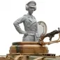 Mobile Preview: Wehrmacht Panzerkommandantin - Figurenbausatz - Maßstab 1/16 (SOL Model)