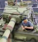 Mobile Preview: Deutsche Panzerbesatzung Soldat mit Hemd und Schiffchen mit ansteckbaren Beinen F1014 licmas-tank