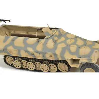 1/16 RC Sd. Kfz. 251/1 Ausf. D Tarn – Halbkettenfahrzeug der Wehrmacht