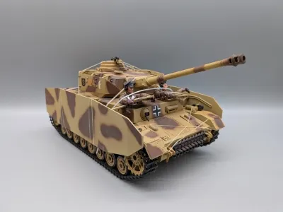 1:18 21st Century Toys Panzer 4 Tank