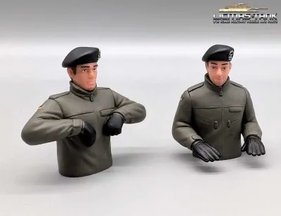 1/16 Figures Leopard tank crew olive painted plastic