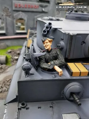 F1010 licmas-tank tank soldier tiger 1