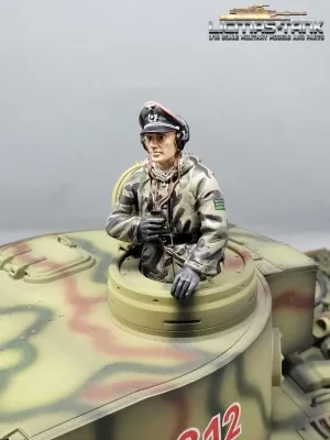 1/16 Figur deutsche Panzer Mannschaft Wehrmacht Splittertarn Kommandant WW2