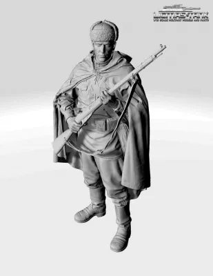 1/16 Figur Russischer Soldat mit Umhang und Pelzmuetze unbemalt aus Resin