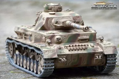 RC Panzer PzKpfw IV Ausf. G Sommertarn – Torro Profi-Edition mit IR-Battle in Holzkiste