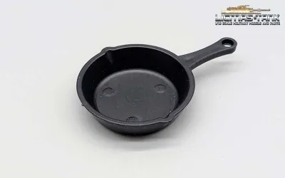 Plastic frying pan for 1/12 or 1/10 diorama
