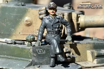 1/16 Figur Michael Wittmann Panzerkommandant Resin handbemalt