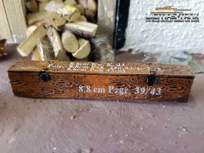 ammo box loam brown 8.8cm Kw. K.43 scale 1:16