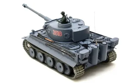 RC Tank Tiger I Heng Long 1:16 With steel gear and metal tracks 2.4Ghz Remote Control V7.0