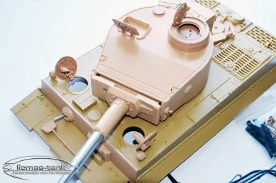 Tiger 1 upper hull with a tower IR recoil System 1:16