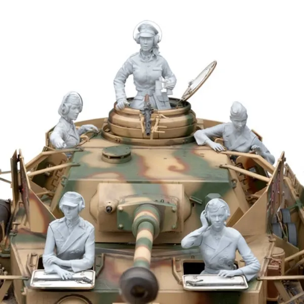 Panzer IV Panzerbesatzung weiblich - Figurenbausatz - Maßstab 1/16 (SOL Model)