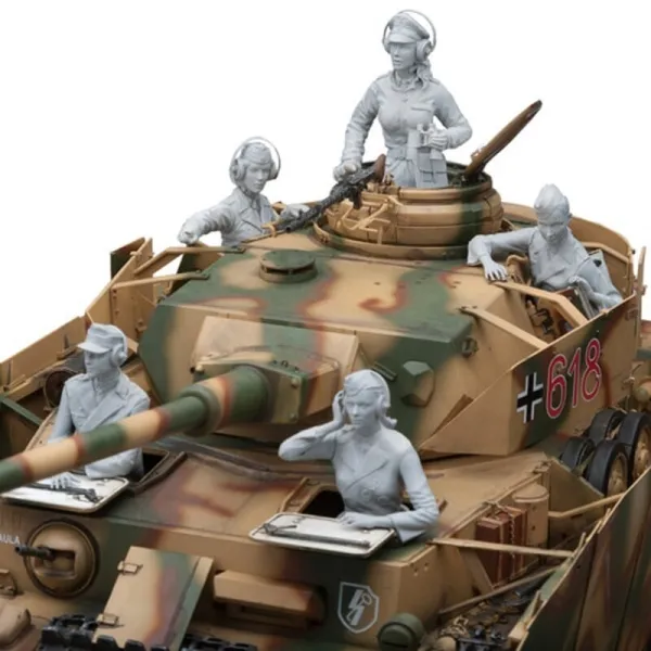 Panzer IV Panzerbesatzung weiblich - Figurenbausatz - Maßstab 1/16 (SOL Model)