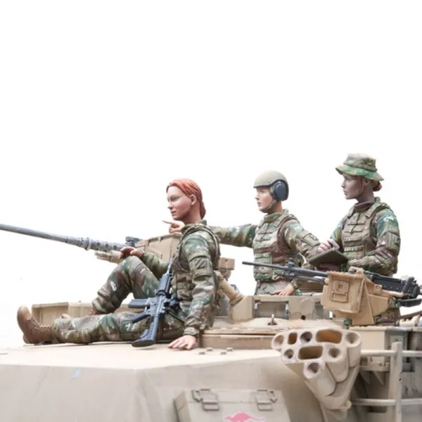 Amerikanische Panzerbesatzung weiblich - Figurenbausatz - Maßstab 1/16 (SOL Model)