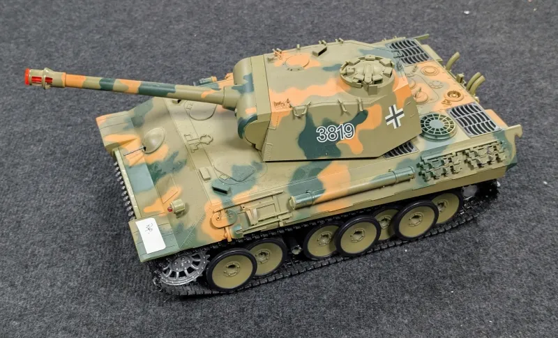 DEFEKT 3819-1 German Panther von Heng Long DEFEKT 3819-1 German Panther von Heng Long
