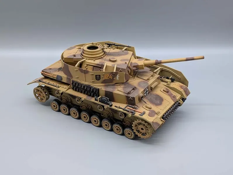 DEFEKT - 1/24 Panzer 4