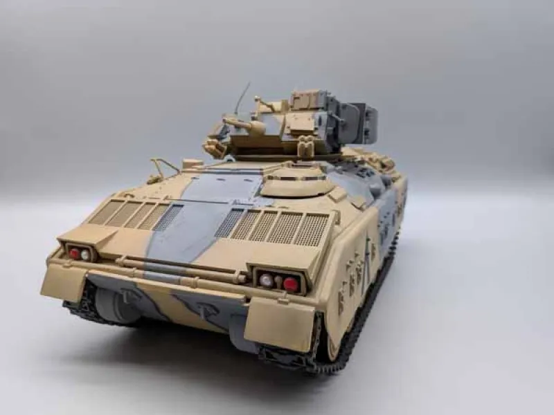 1:18 21st Century Toys M2 Bradley IFV Infantry Fighting Vehicle Tank