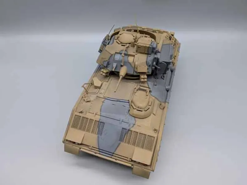 1:18 21st Century Toys M2 Bradley IFV Infantry Fighting Vehicle Tank