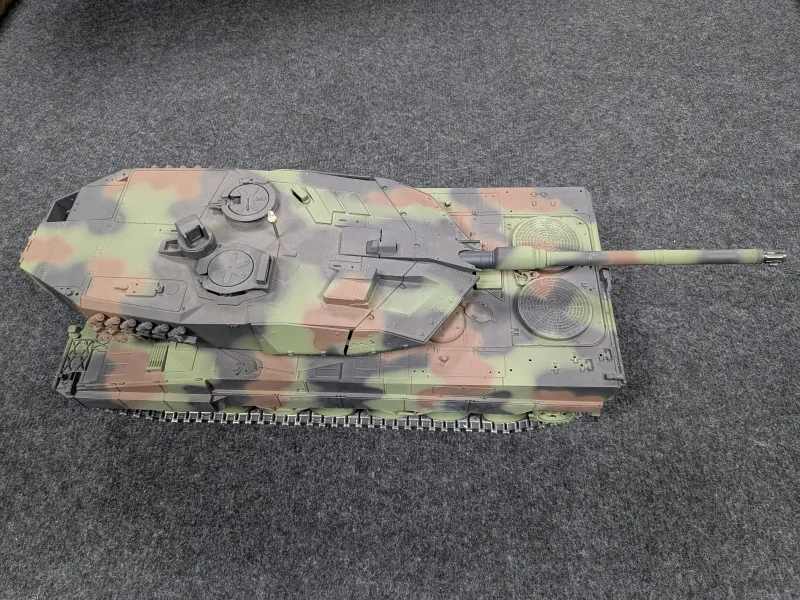 RC Panzer Taigen Leopard 2A6 IR Metall Edition PRO 1:16 Flecktarn Bundeswehr