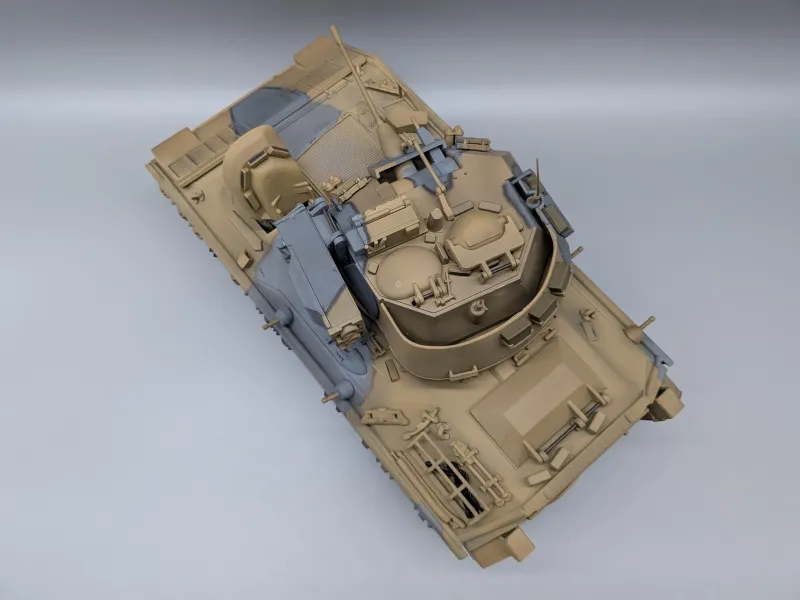 1:18 21st Century Toys M2 Bradley IFV Infantry Fighting Vehicle Tank 1:18 21st Century Toys M2 Bradley IFV Infantry Fighting Vehicle Tank
