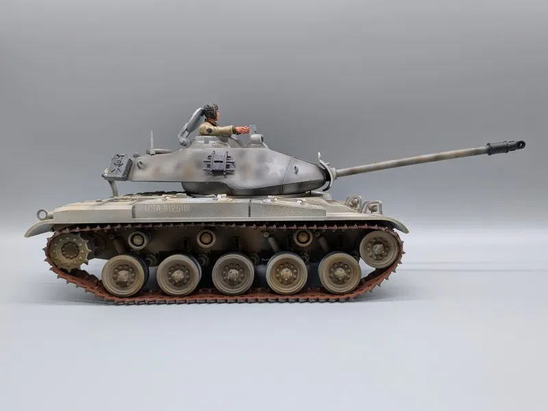 1:18 21st Century Toys M41 Walker Bulldog Tank Kunststoff 1:18 21st Century Toys M41 Walker Bulldog Tank Kunststoff