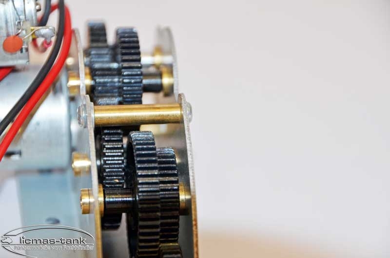 4:1 Stahlgetriebe für KV-1 und KV-2 Panzer mit Metallunterwanne
