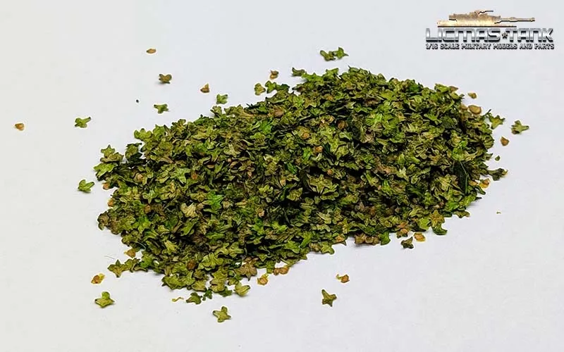 1/16 diorama maple leaves realistic miniature leaves SPRING GREEN (56 ml)