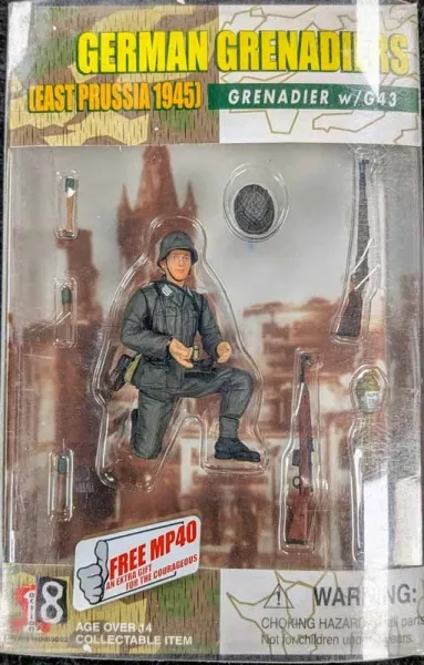 1:18 Dragon Models Figur German Grenadier mit G43 Ost Preußen 80002