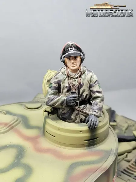 1/16 Figur deutsche Panzer Mannschaft Wehrmacht Splittertarn Kommandant WW2