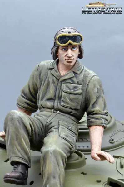 1/16 Figure U.S. Tank Crew WW2 Tank Soldier sitting