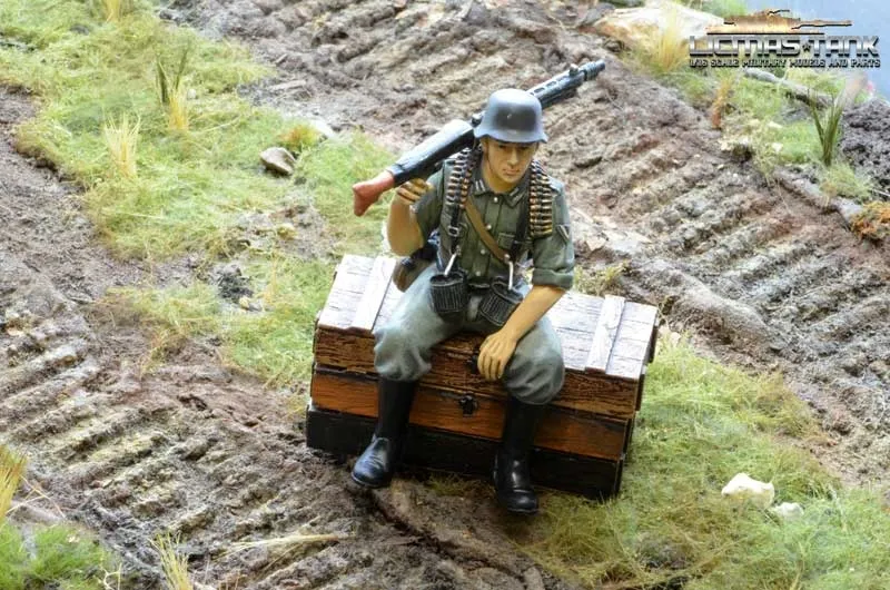 1/16 Figur deutscher Tank Rider WW2 Soldat MG42 Schütze Wehrmacht handbemalt