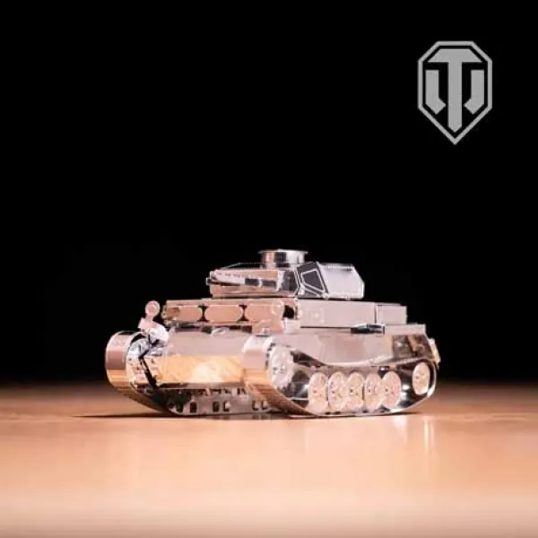 Metal Time Tank Pz.Kpfw. II Ausf.G (World of Tanks) constructor kit