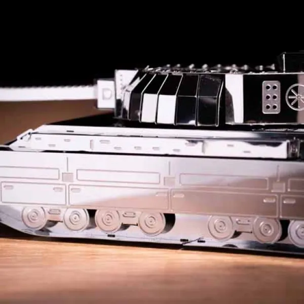 Metal Time Tank Conqueror FV214 constructor kit