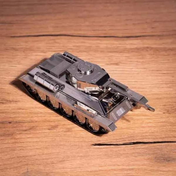 Metal Time Panzer T-34/85 Bausatz
