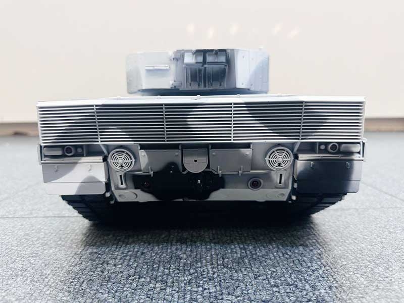 RC Leopard 2A6 Tank – Snow Camouflage Heng Long 1:16 V7.0