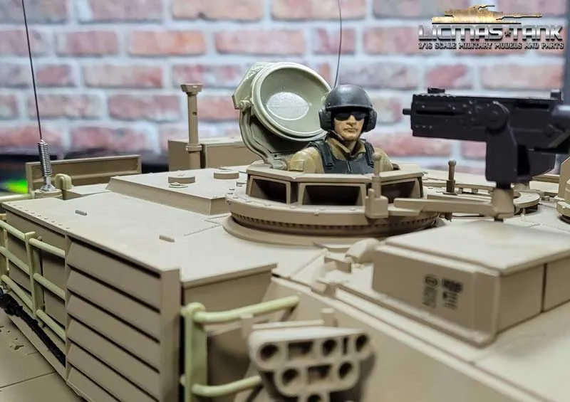 1/16 US M1A2 Abrams amerikanische Panzersoldat Figur bemalt für Panzerluke