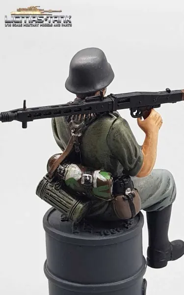 1/16 Figur deutscher Tank Rider WW2 Soldat MG42 Schütze Wehrmacht handbemalt 1/16 Figur deutscher Tank Rider WW2 Soldat MG42 Schütze Wehrmacht handbemalt