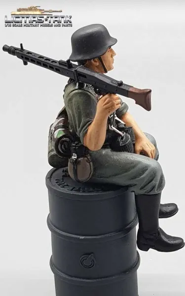 1/16 Figur deutscher Tank Rider WW2 Soldat MG42 Schütze Wehrmacht handbemalt 1/16 Figur deutscher Tank Rider WW2 Soldat MG42 Schütze Wehrmacht handbemalt