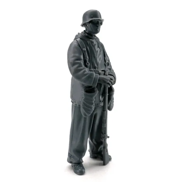 1/16 Figure Kit German Soldier Winter