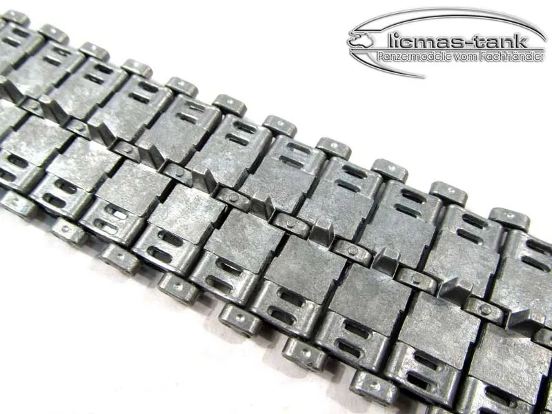 RC Tank Leopard 2 A6 Matotoys metal track set with rubber track pads 1:16 RC Tank Leopard 2 A6 Matotoys metal track set with rubber track pads 1:16