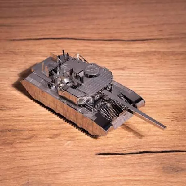 Metal Time Panzer OPLOT T-84 Bausatz