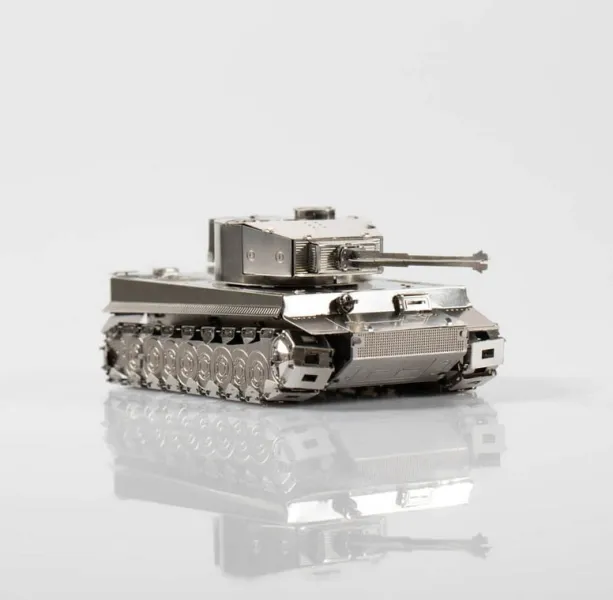 Metal Time Panzer Tiger I Bausatz World of Tanks Edition