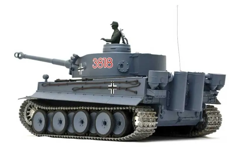 RC Tank Tiger I Heng Long 1:16 With steel gear and metal tracks 2.4Ghz Remote Control V7.0