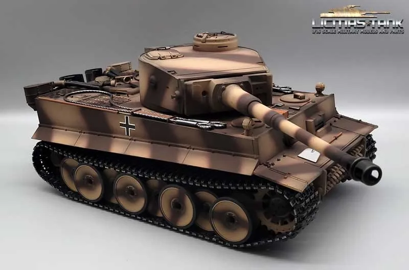 RC Panzer 2.4 GHz Tiger 1 Camouflage Taigen V3 IR + Kanonenrauch Metall-Edition 360°