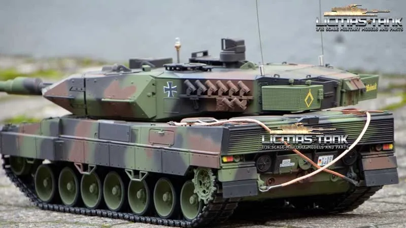 Retoure - 1/16 RC Panzer Leopard 2A6 IR + Kanonenrauch + Servo Taigen Metall Edition Flecktarn Bundeswehr