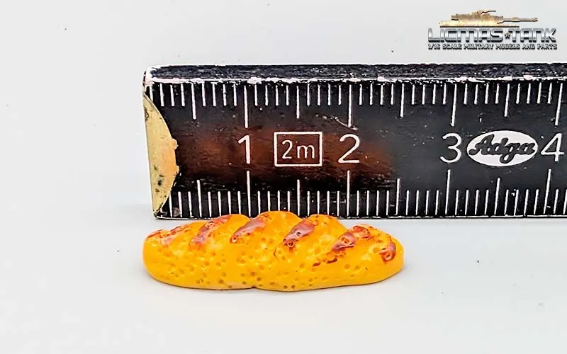1/16 plastic white bread for diorama 1/16 plastic white bread for diorama