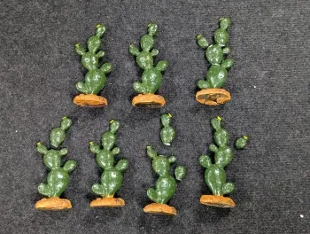 B-goods - 1/16 diorama cactus - large in a set of 7 (14 cm)