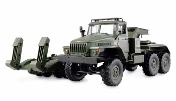Ural B36 military truck 6WD with low loader 1:16 RTR