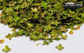 1/16 diorama maple leaves realistic miniature leaves SPRING GREEN (56 ml)