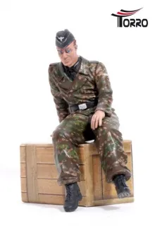 1/16 Figuren Serie Figur Wehrmacht Militär "Fahrer" sitzend WW2